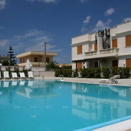 Appartamenti Ginevra Santa Maria al Bagno Bagian luar foto