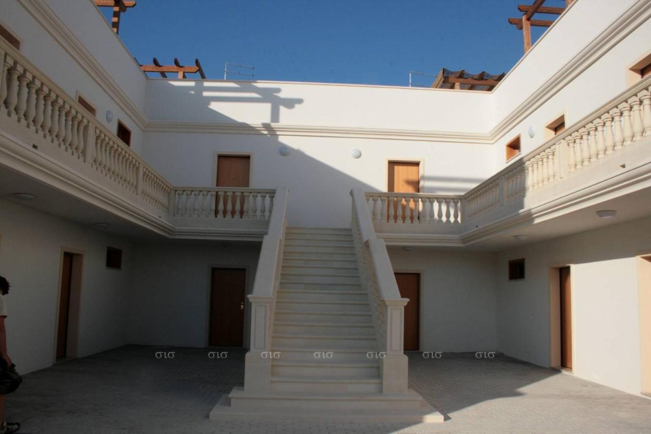 Appartamenti Ginevra Santa Maria al Bagno Bagian luar foto